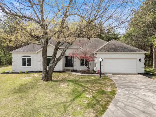 3285 E Piper Glen, Fayetteville, AR 72703