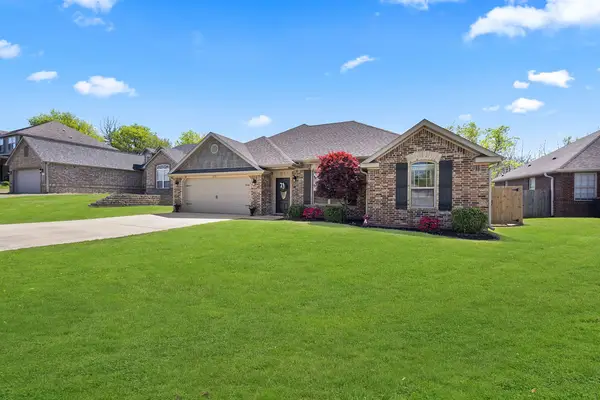 3257 Indian Springs Avenue, Springdale, AR 72762