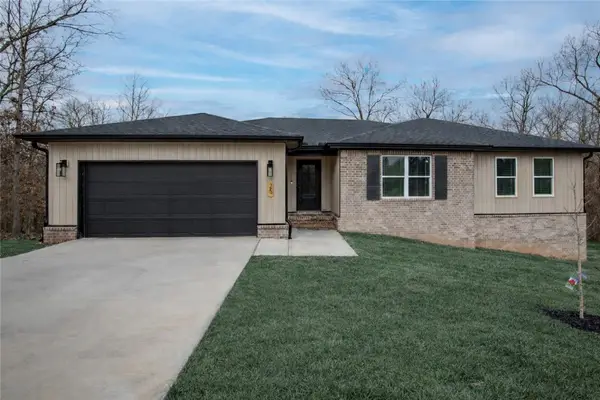 25 Kirkliston Lane, Bella Vista, AR 72715