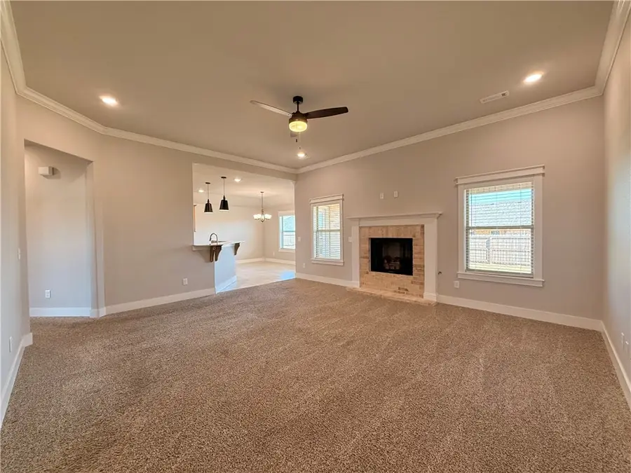 890 Madden Street, Tontitown, AR 72762 - #3