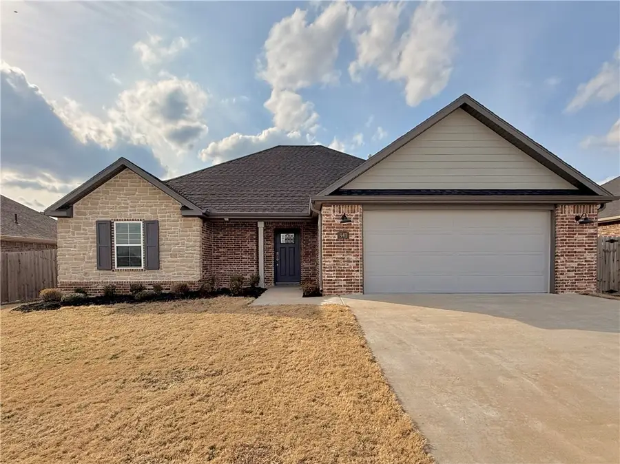 941 Madden Street, Tontitown, AR 72762 - #2