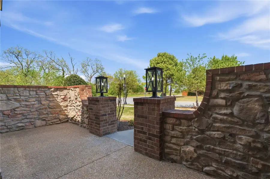 1605 SW Rosedale Avenue, Bentonville, AR 72713 - #3