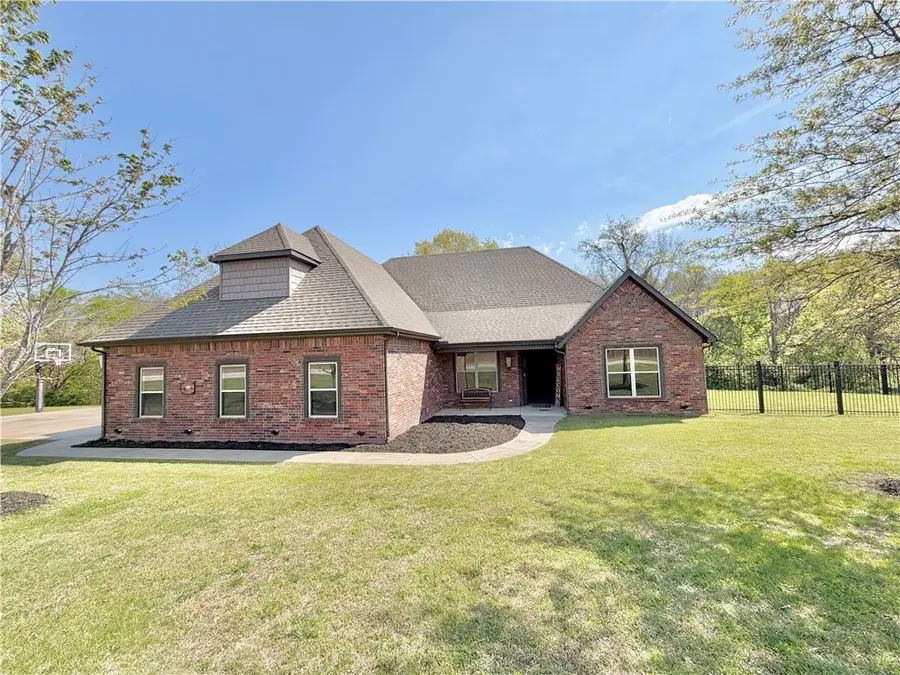 508 Candlelight Circle, Elm Springs, AR 72762 - #2