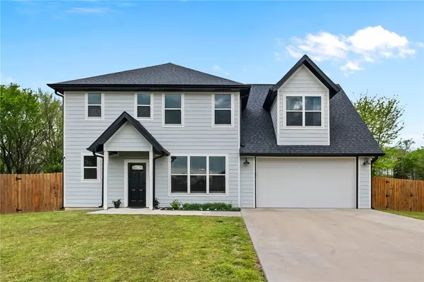 2 Cannich Circle, Bella Vista, AR 72715