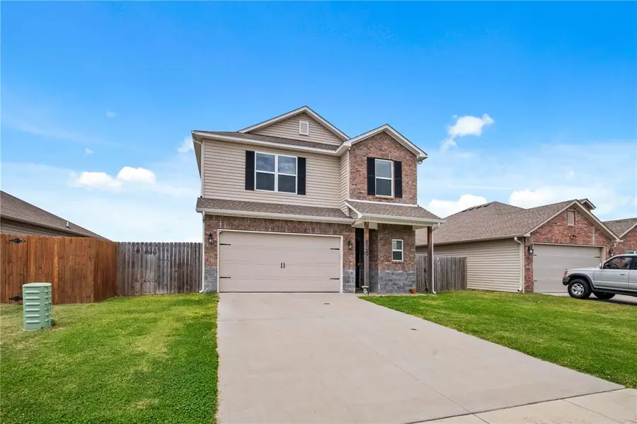 635 Woodcreek Loop, Lowell, AR 72745 - #2