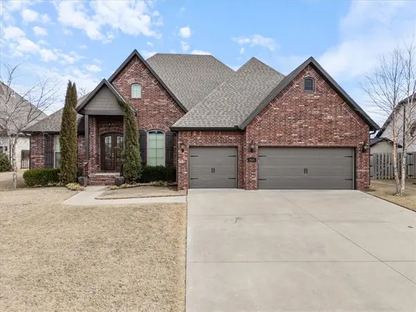 405 Angel Falls Lane, Springdale, AR 72762