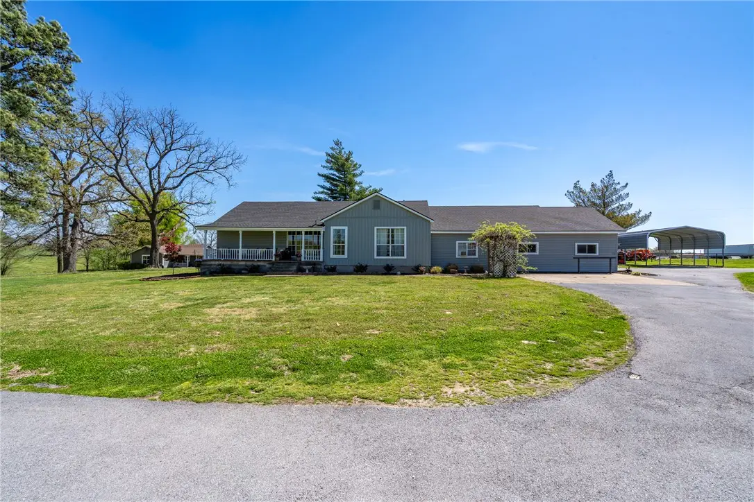 19611 W Nokes Farm Road, Siloam Springs, AR 72761 - #1