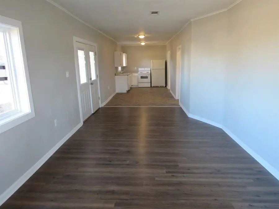 1100 E Rock Street, Morrilton, AR 72110 - #2