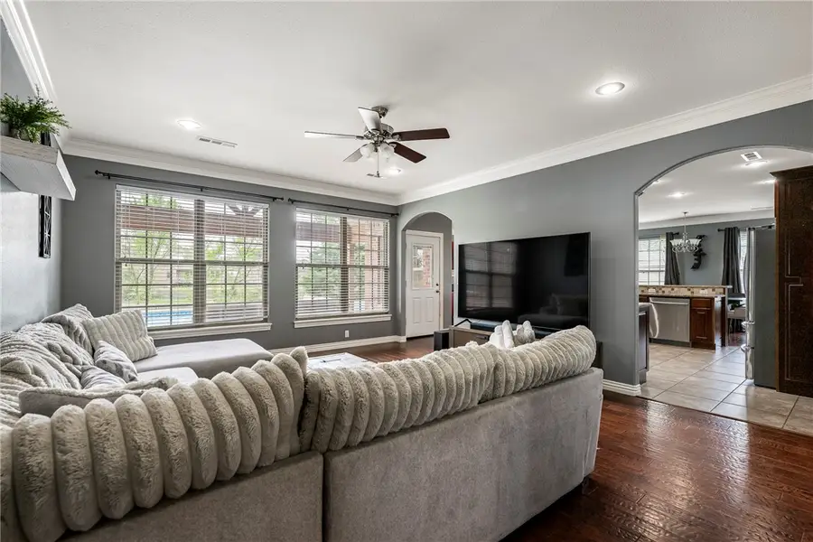 915 King Arthur Drive, Springdale, AR 72762 - #2