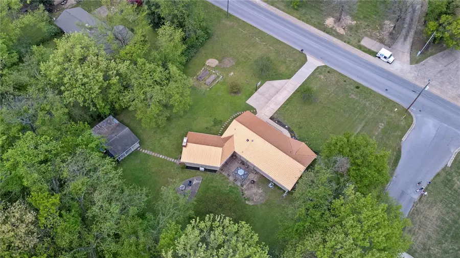 600 University Street, Siloam Springs, AR 72761 - #3