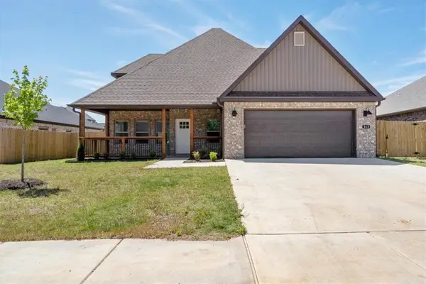 313 Ryder Street, Gentry, AR 72734
