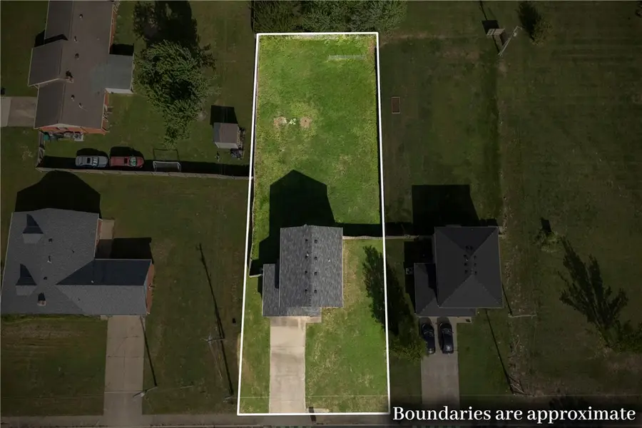 2303 S 13th Street, Rogers, AR 72758 - #2