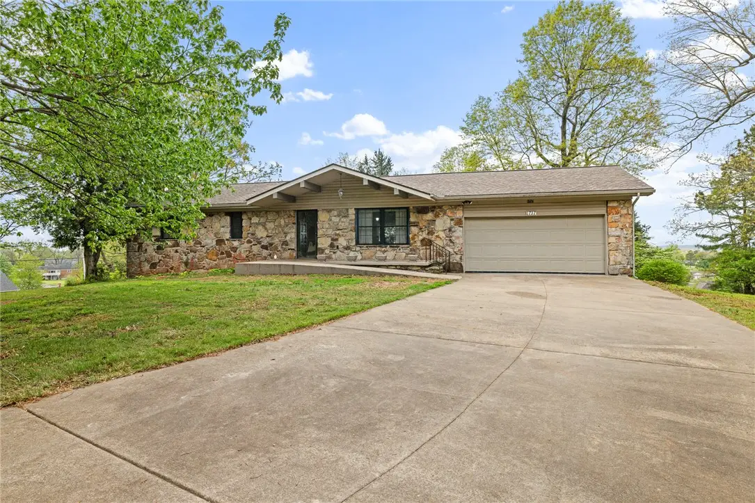 1737 Cottonwood Court, Harrison, AR 72601 - #1