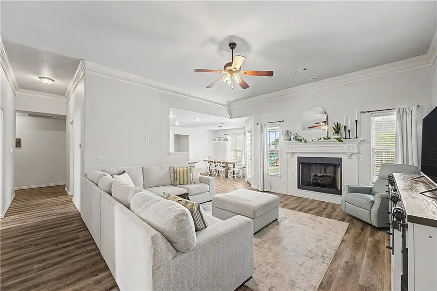 1501 Cavern Springs Way, Cave Springs, AR 72718 - #3