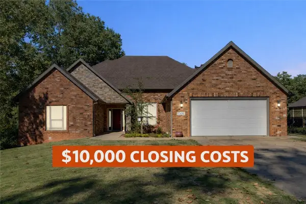 13708 Crazy Horse Drive, Rogers, AR 72758