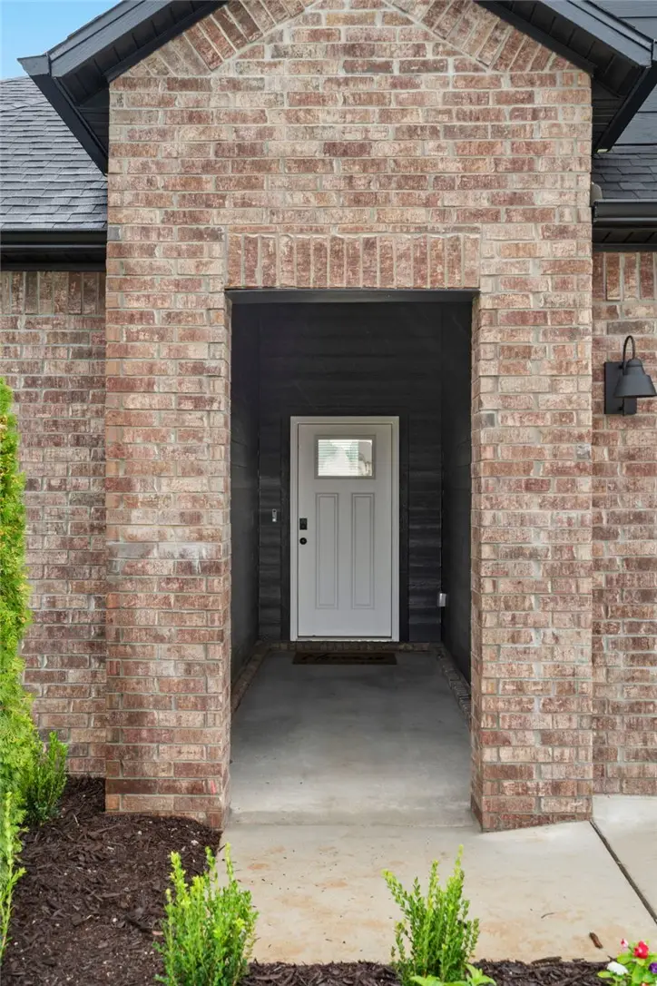407 W Canada Drive, Farmington, AR 72730 - #3