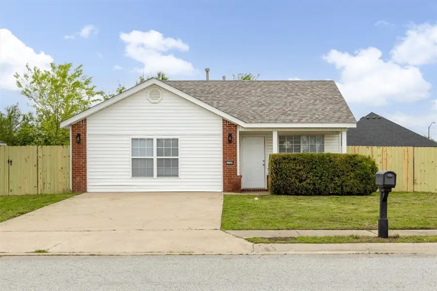 1009 Flynt Street, Siloam Springs, AR 72761 - #3