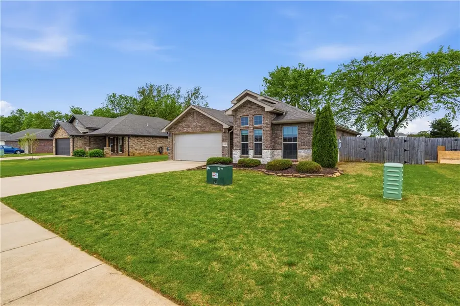 6401 Orchard Street, Bentonville, AR 72713 - #2