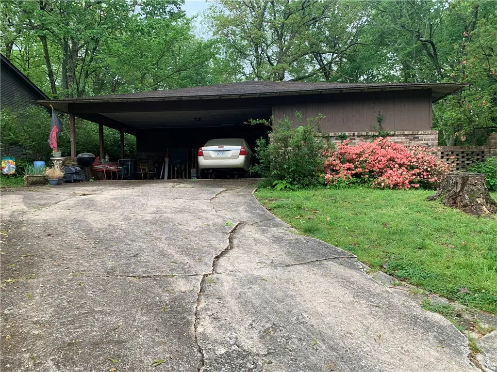 1637 E Hammond Street, Fayetteville, AR 72701 - #1