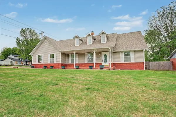 4001 Clark Avenue, Springdale, AR 72762