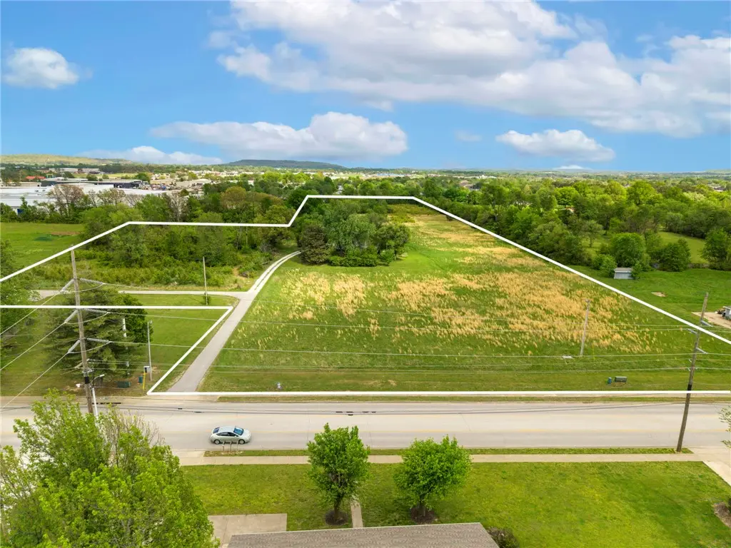 2403 S Turner Street, Springdale, AR 72764 - #1