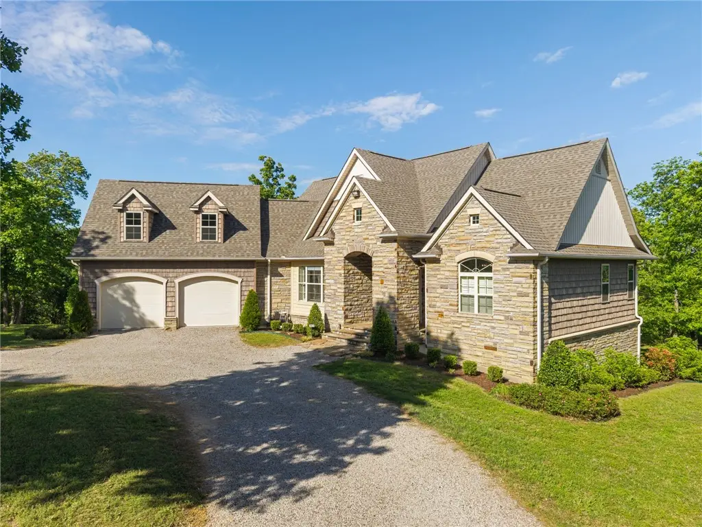 1011 E Uniontown Street, Van Buren, AR 72956 - #1