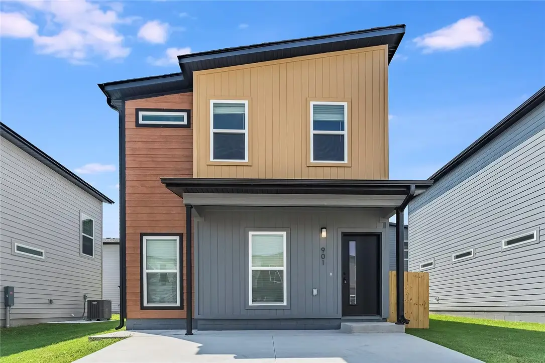 580 Discovery Avenue, Bentonville, AR 72713 - #1