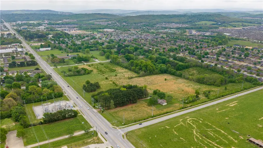 4847 W Wedington Drive, Fayetteville, AR 72704 - #3