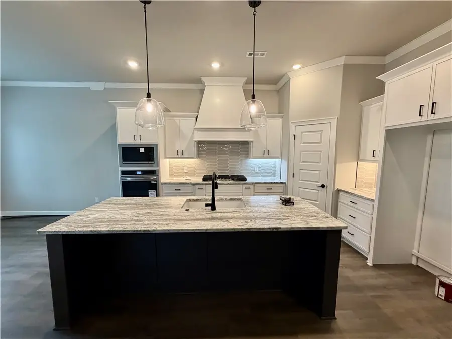 1815 Farmer Street, Pea Ridge, AR 72751 - #3