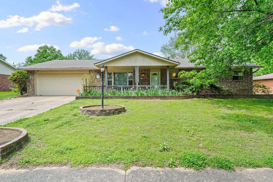 2106 Sandy, Springdale, AR 72762 - #3