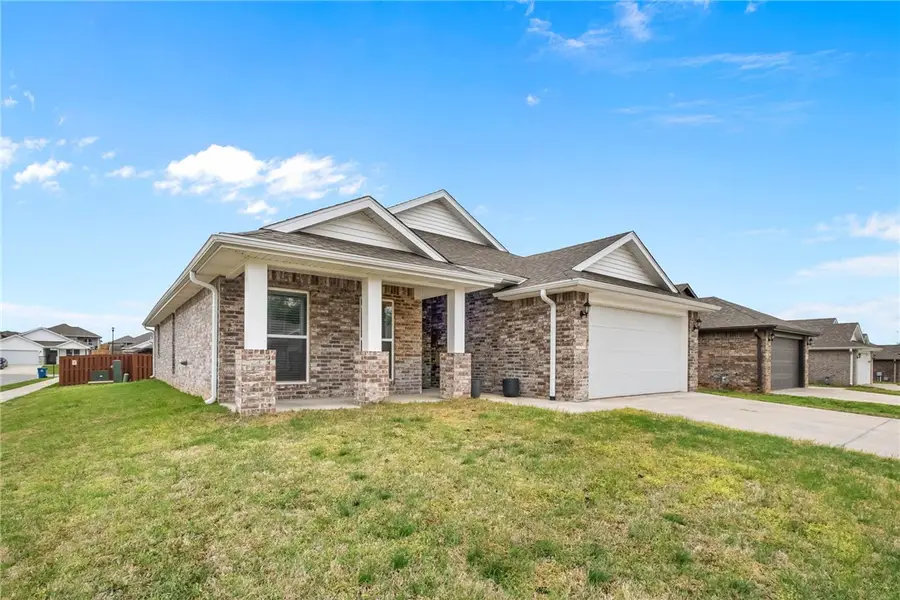 6005 NW Grant Street, Bentonville, AR 72713 - #2