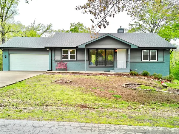 17 Kirkwall Place, Bella Vista, AR 72715