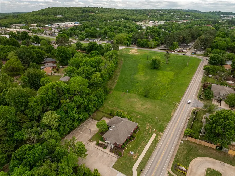 170 E Appleby Road, Fayetteville, AR 72703 - #3
