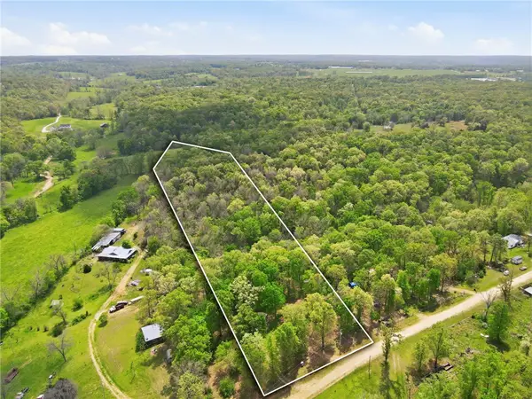 15435 Realtree Road, Gravette, AR 72736