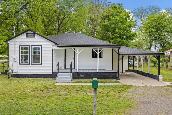 501 7th Street, Danville, AR 72833