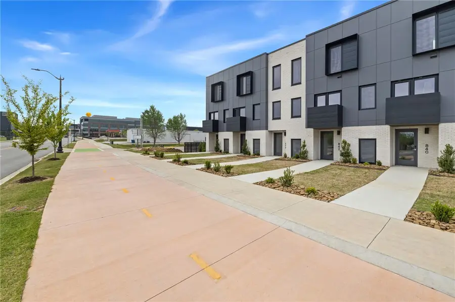 842 SE 8th Street, Bentonville, AR 72712 - #2