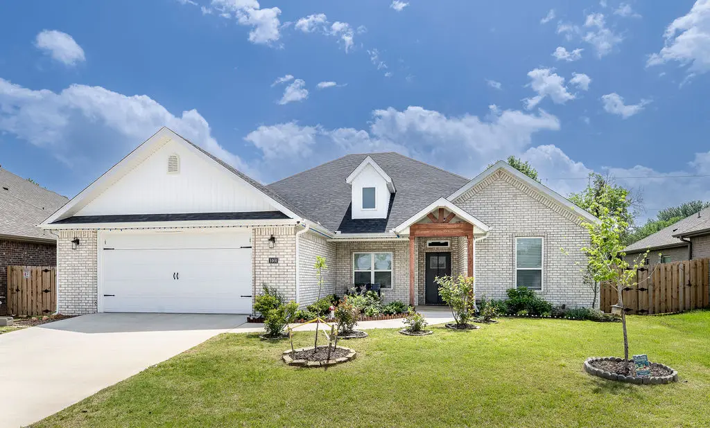 1401 Sessile Oak Way, Bentonville, AR 72713 - #1