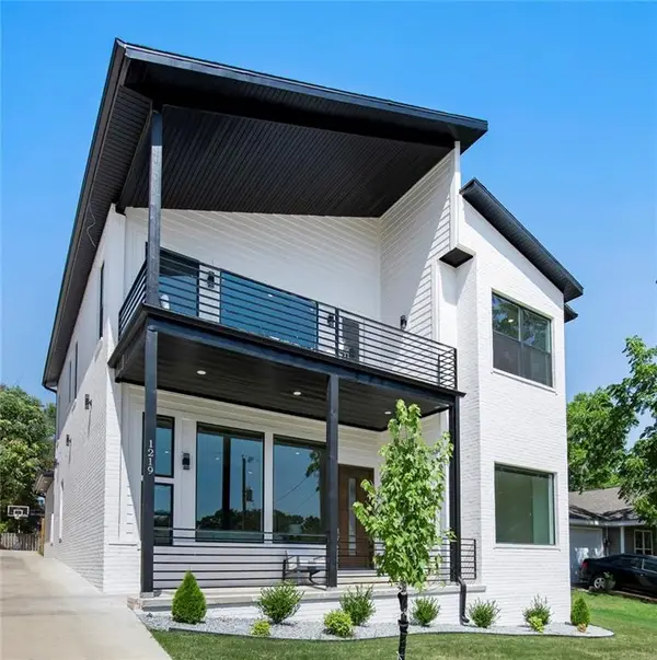 1259 NE Fillmore Street, Bentonville, AR 72712