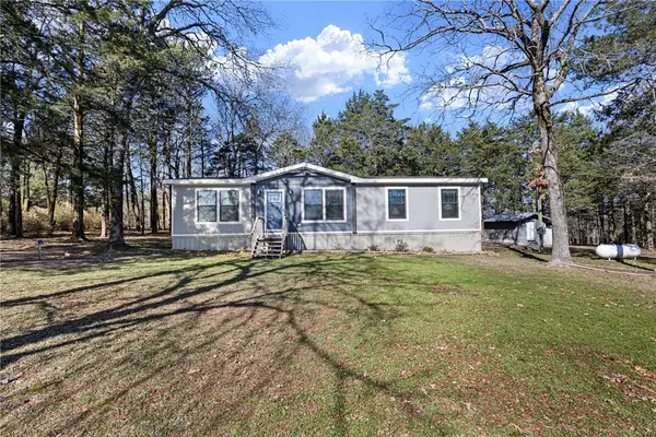 31 Huett Lane, Russellville, AR 72802