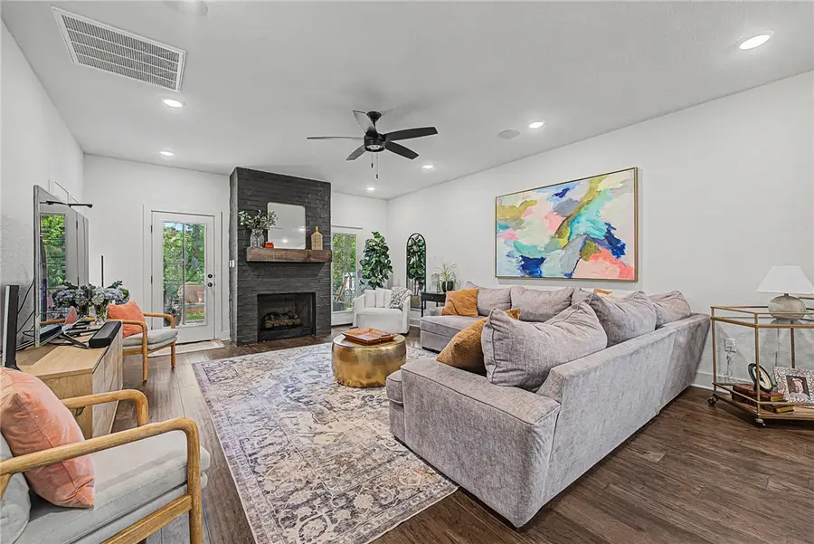 134 N Hawkstone Drive, Fayetteville, AR 72704 - #3