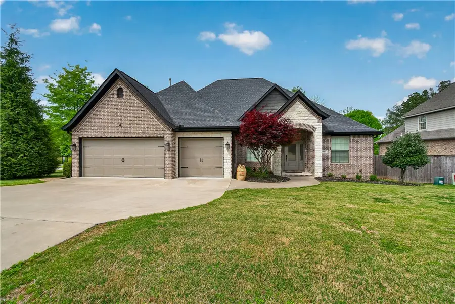 1801 N Candleshoe Drive, Fayetteville, AR 72701 - #3