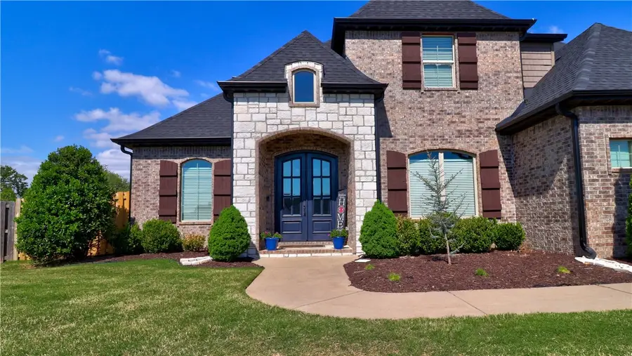 940 Via Firenze Avenue, Tontitown, AR 72762 - #2