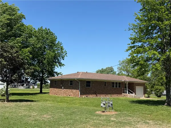 224 Spring Creek Road, Lowell, AR 72745