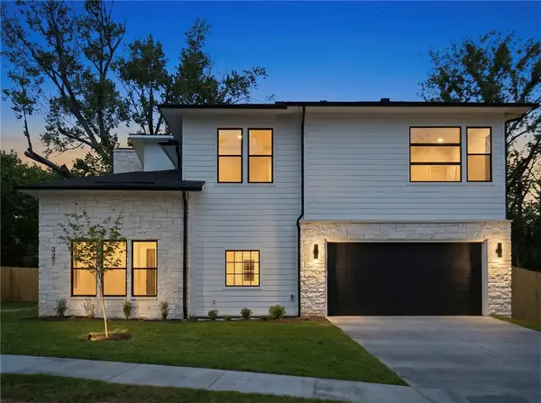 227 NE H Street, Bentonville, AR 72712