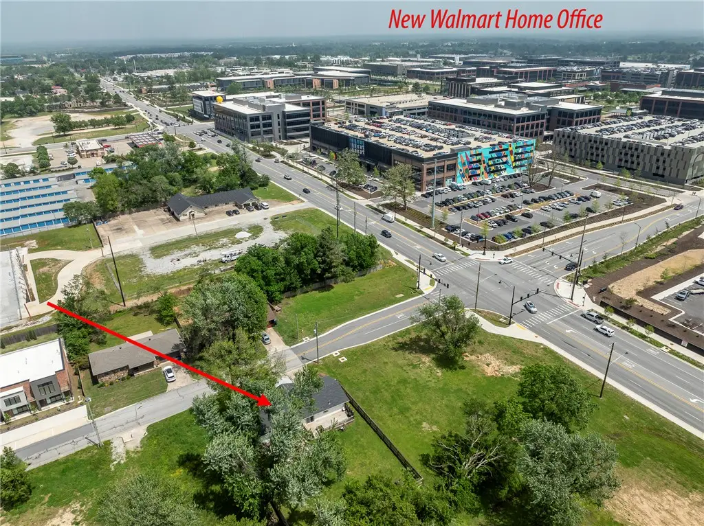 1004 SE 10th Street, Bentonville, AR 72712 - #1