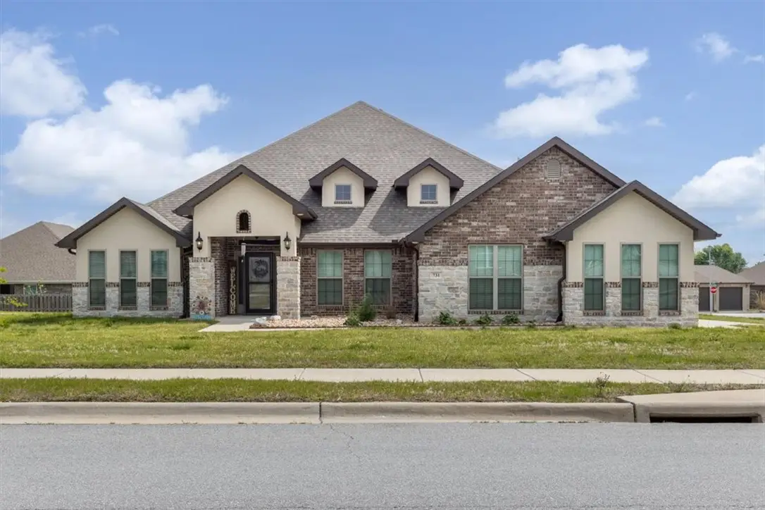731 Cortland Street, Bentonville, AR 72712 - #1