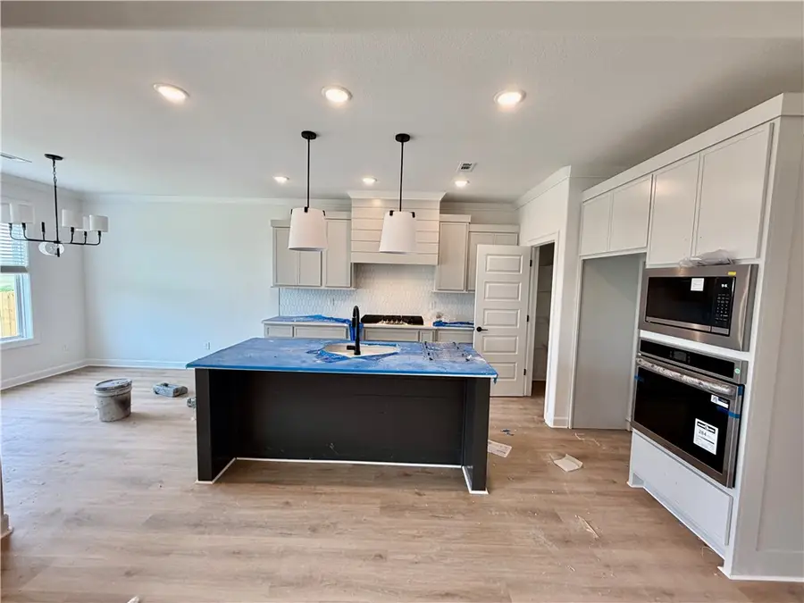 702 Primitivo Avenue, Tontitown, AR 72762 - #3