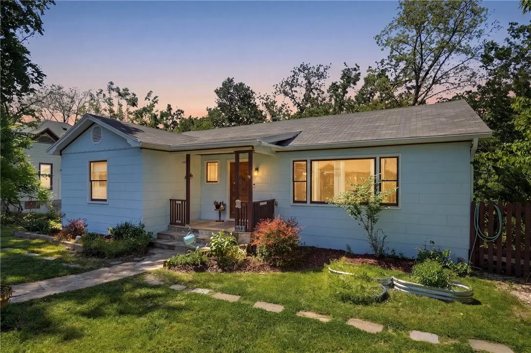 115 Wall Street, Eureka Springs, AR 72632 - #1