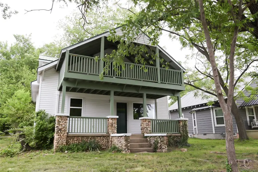 610 N Robinson Street, Harrison, AR 72601 - #2