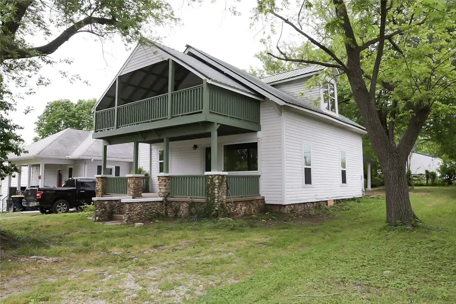 610 N Robinson Street, Harrison, AR 72601 - #3